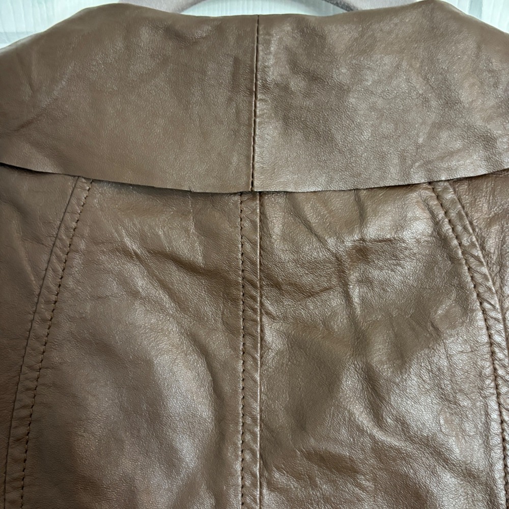 Neiman Marcus Exclusive Brown Genuine Leather Ruffle Draped Front Jacket Medium - Picture 5 of 15